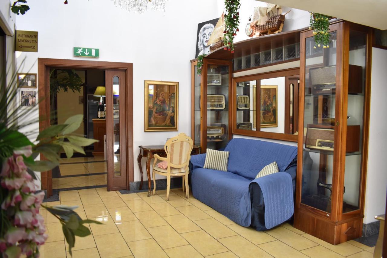 Hotel Ristorante Amitrano Pompei Esterno foto