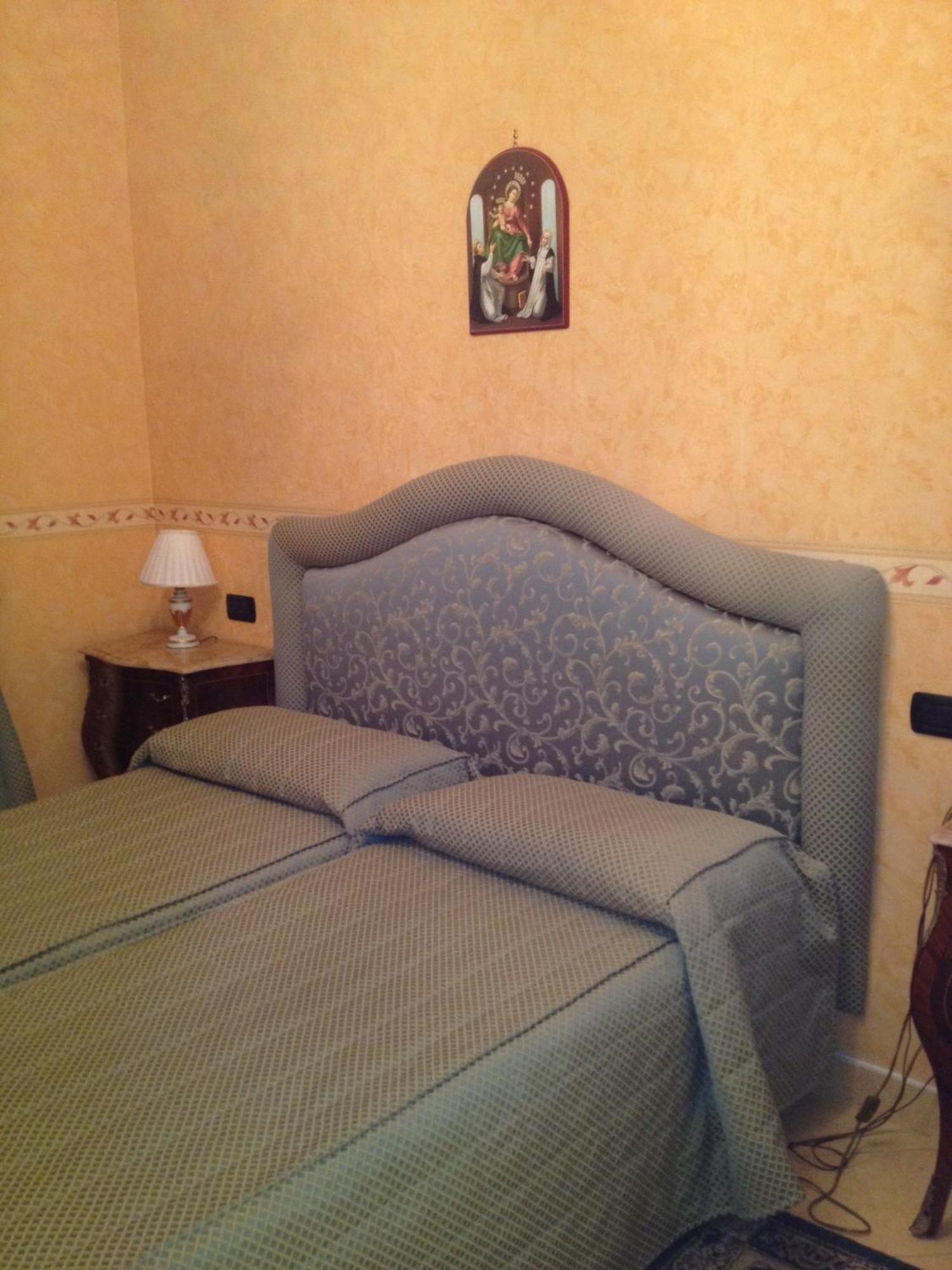 Hotel Ristorante Amitrano Pompei Esterno foto