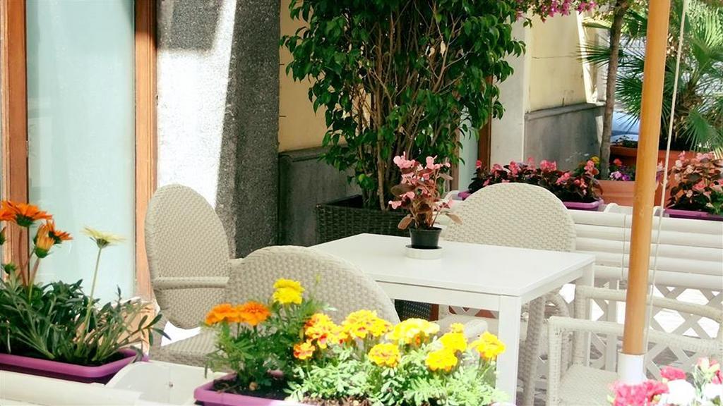 Hotel Ristorante Amitrano Pompei Esterno foto